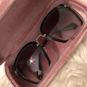 MIU MIU Sunglasses